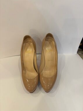 Nude Louboutin
